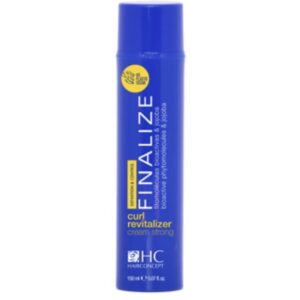 Krém na kudrnaté vlasy s pevnou fixací a anti-frizz ochranou hydratuje, tvaruje lokny a chrání vlasy před teplem fénu či žehličky.